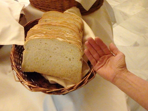 The Spanish like big bread, the hand is for scale.